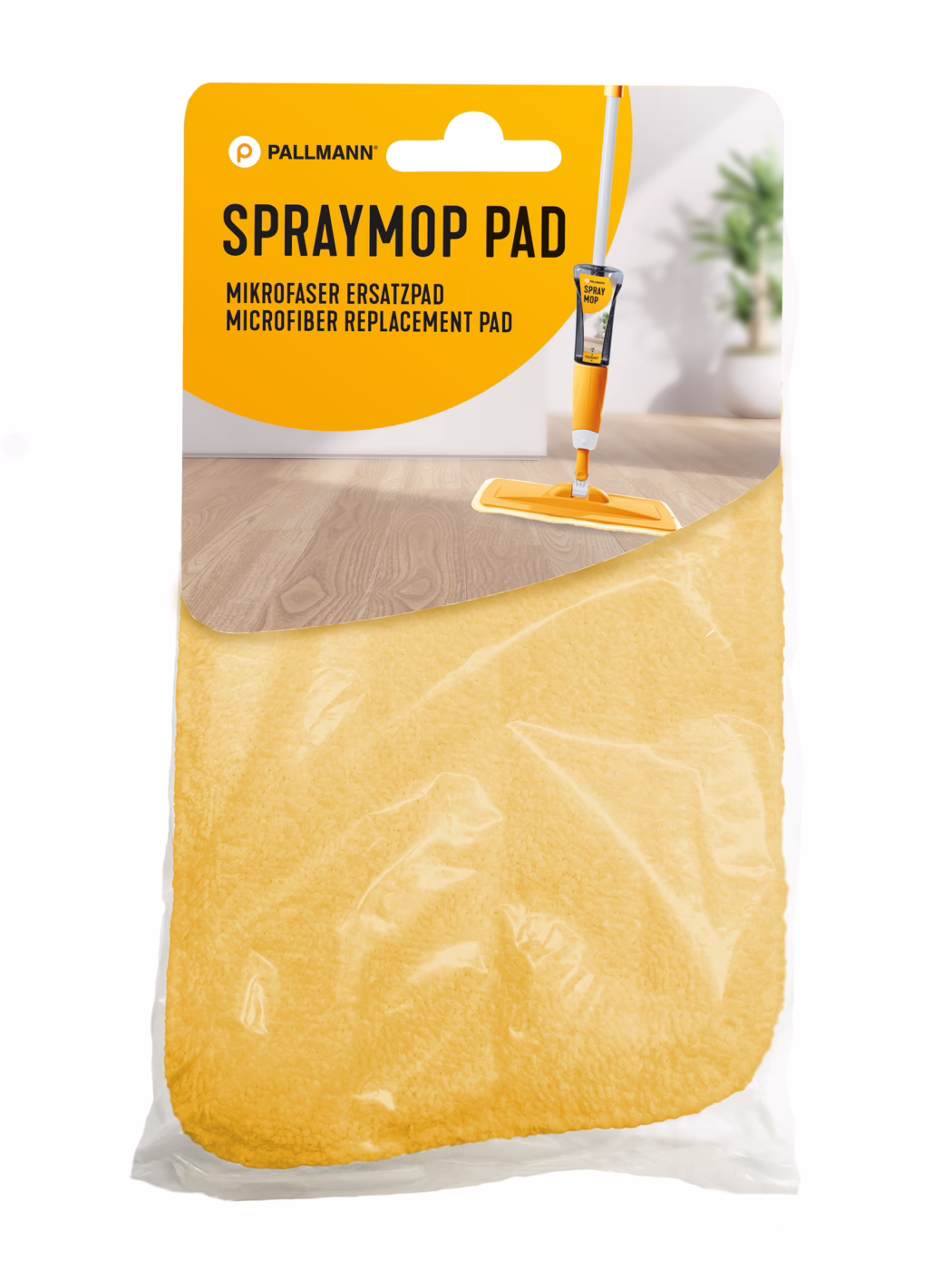 Keltainen mikrokuituinen vaihtotyyny Pallmannin spray-moppiin kaupaksi pakattuna. Oranssi-valkoinen yläosa kertoo 'SPRAYMOP PAD' ja näyttää kuvan oranssista spray-mopista puulattialla; keltainen mikrokuitutyyny näkyy läpinäkyvän muovin läpi. Valoisa, siisti sisätila, takana epätarkka ruukkukasvi.